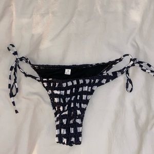 checkered bikini bottoms